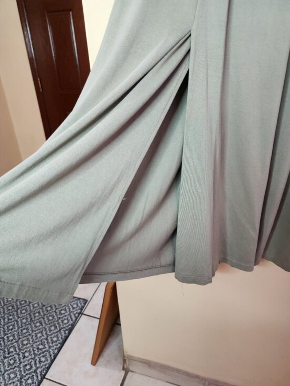 Chico’s Maxi Skirt Pockets Pale Sage Green Pull On Sz 2/large Boho Lagenlook - Picture 7 of 11